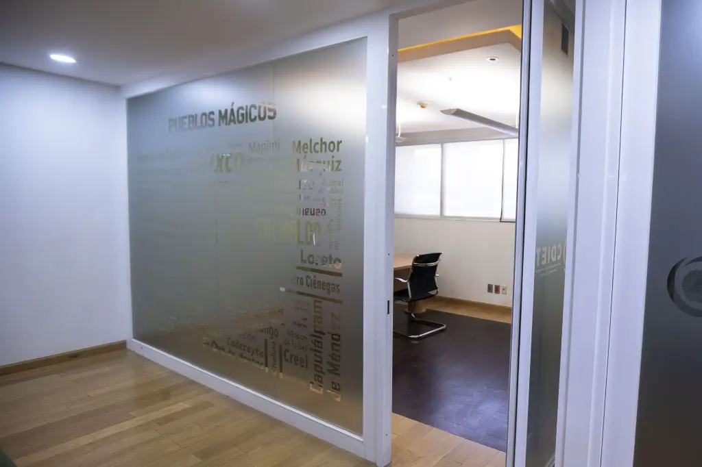 250703 MP PISO 2 EN RENTA ( OFICINA G).webp