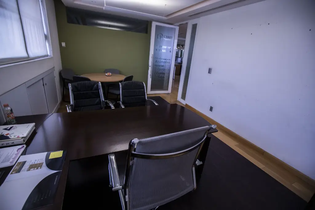 250703 MP PISO 2 EN RENTA ( OFICINA M)_1.webp