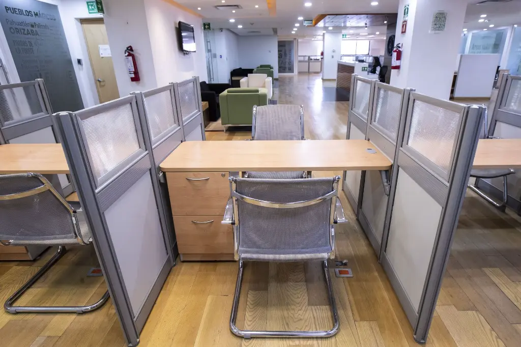 250703 MP PISO 2 EN RENTA ( ESTACIONES DE TRABAJO )_1.webp